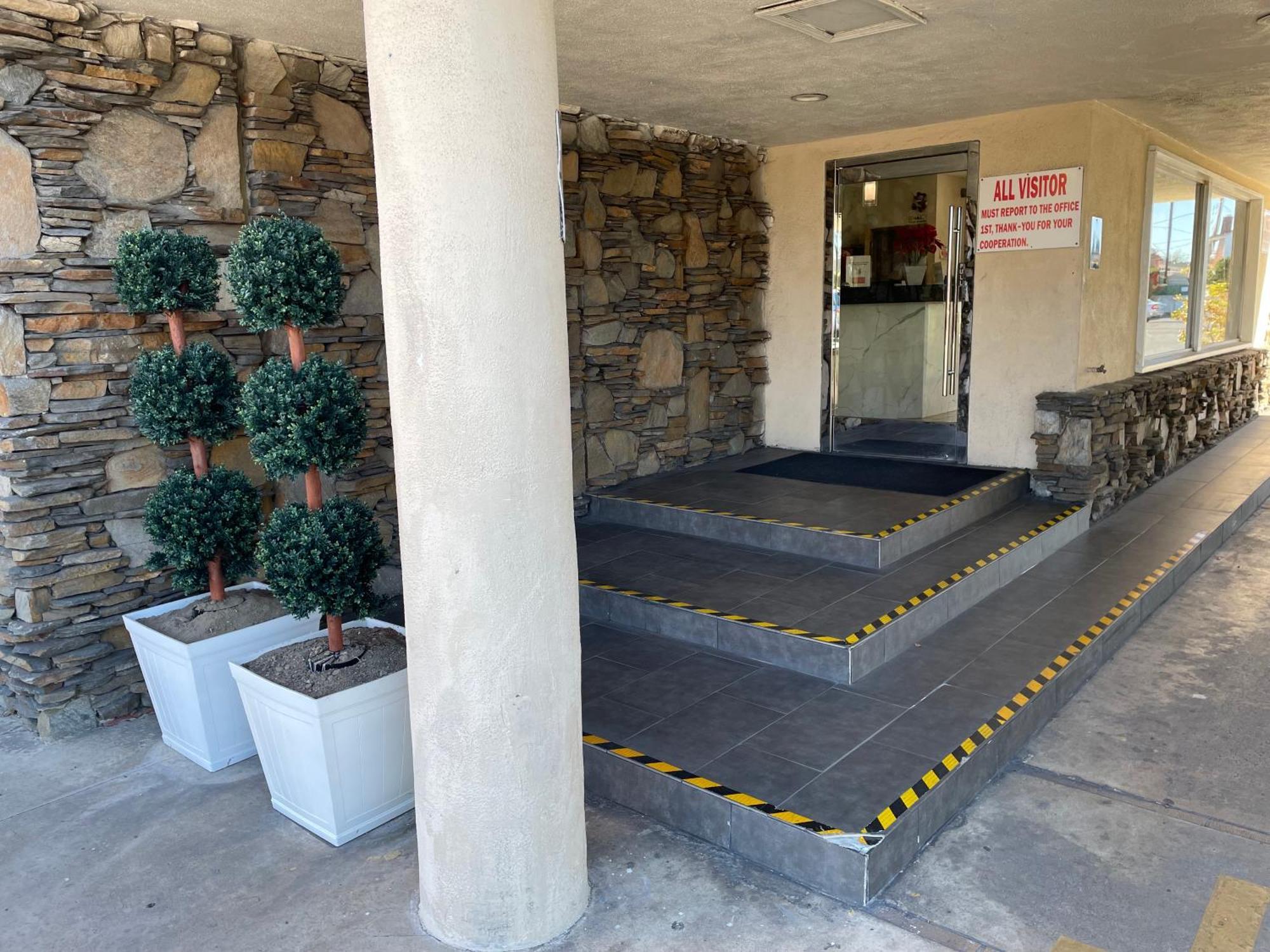 Grand Inn Фулъртън Екстериор снимка