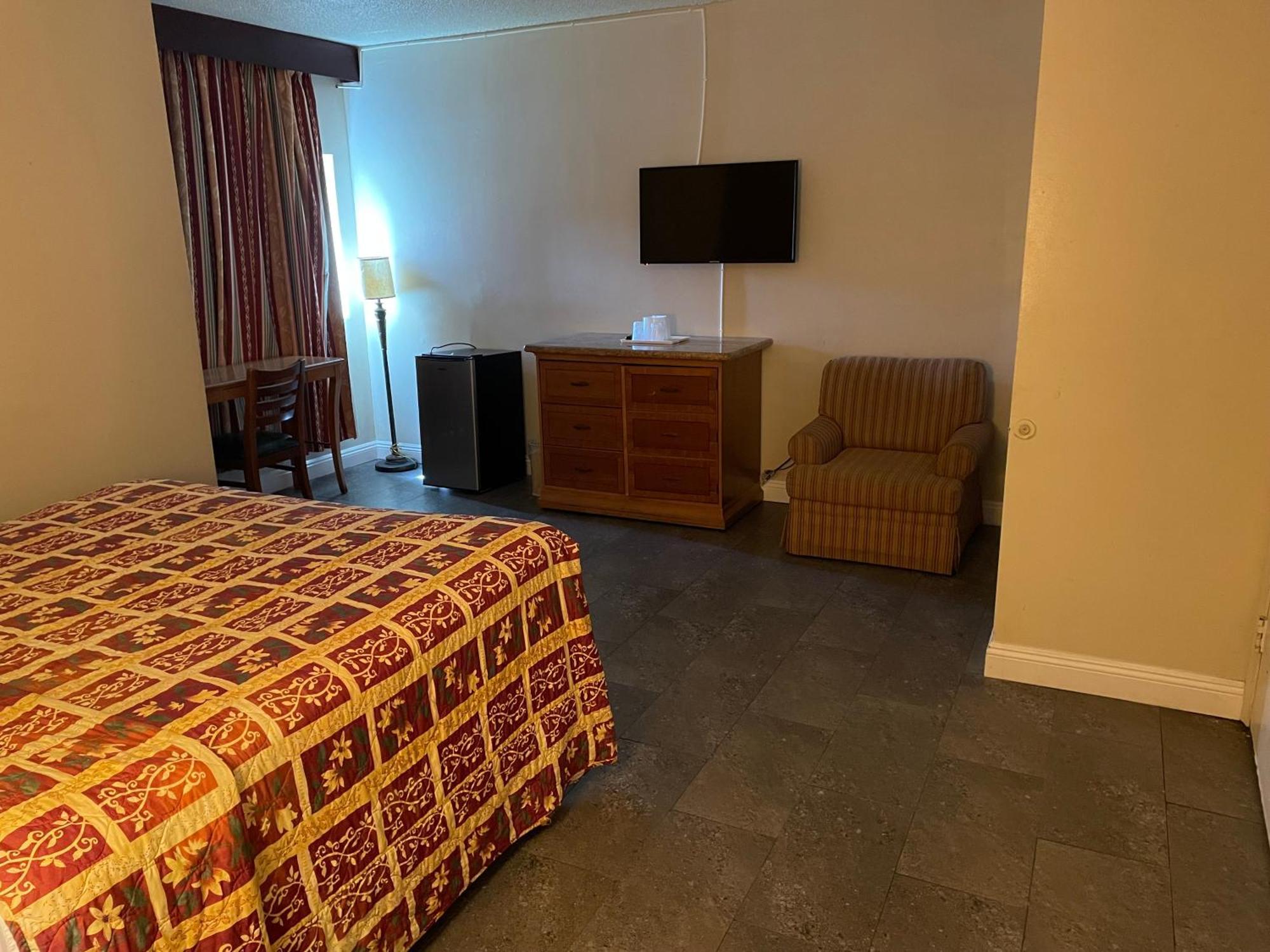 Grand Inn Фулъртън Екстериор снимка