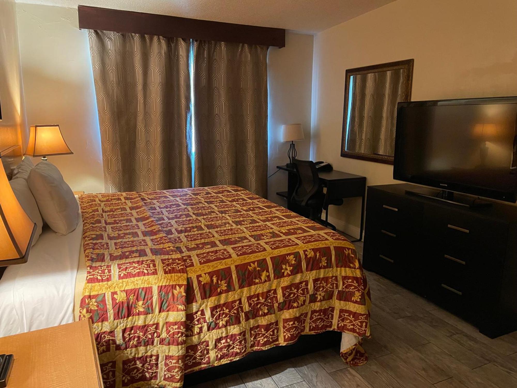 Grand Inn Фулъртън Екстериор снимка