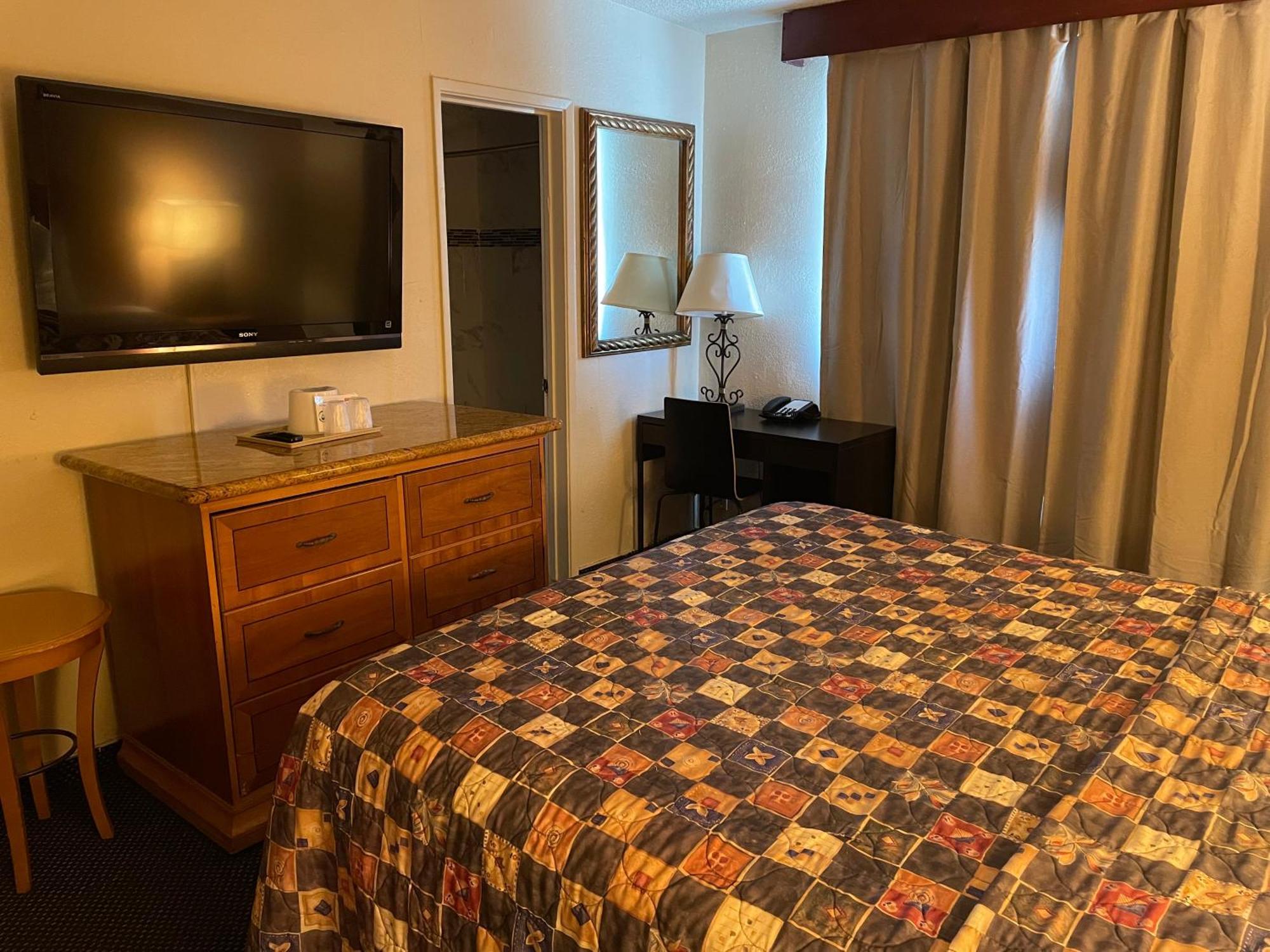 Grand Inn Фулъртън Екстериор снимка
