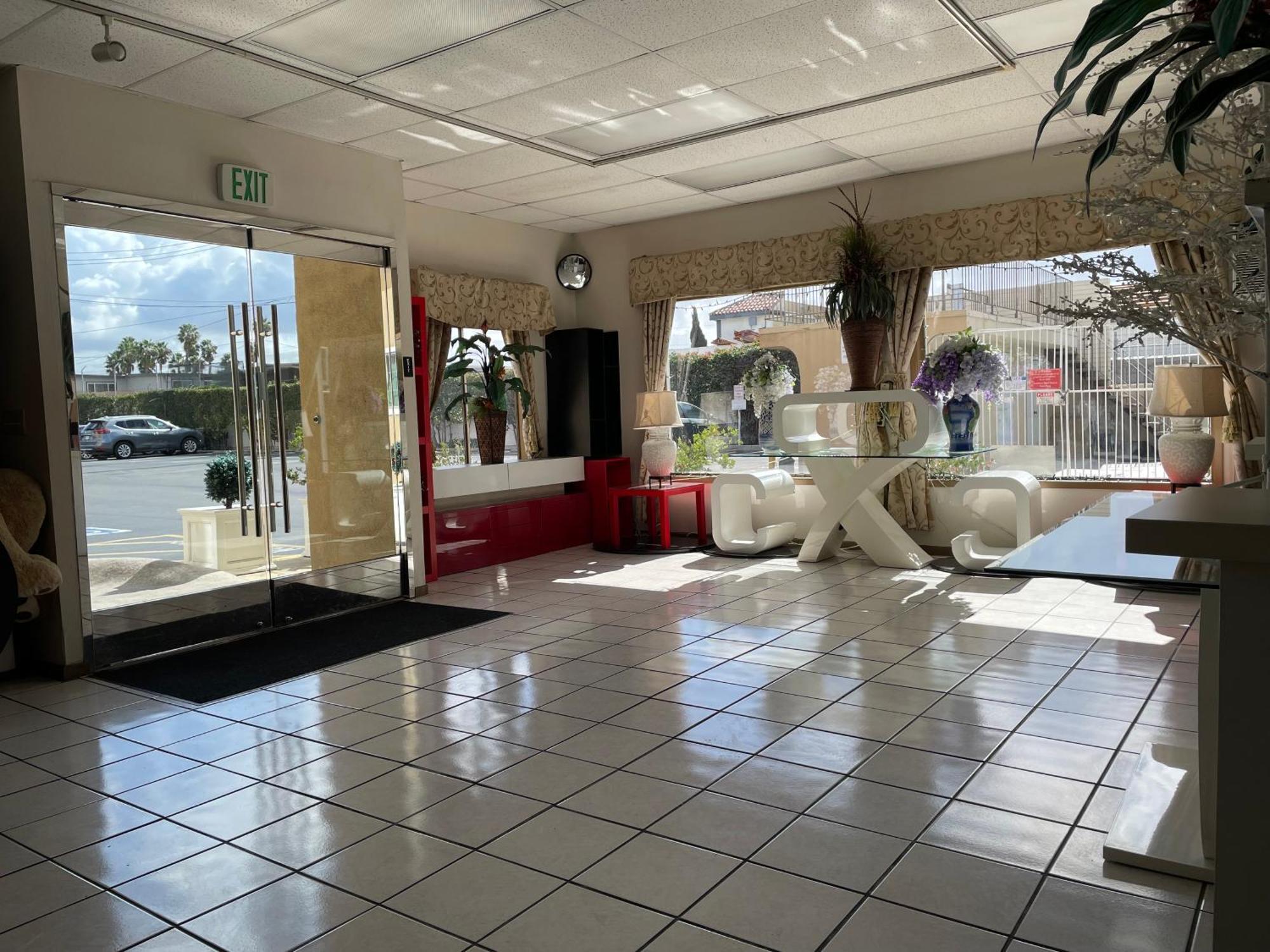 Grand Inn Фулъртън Екстериор снимка