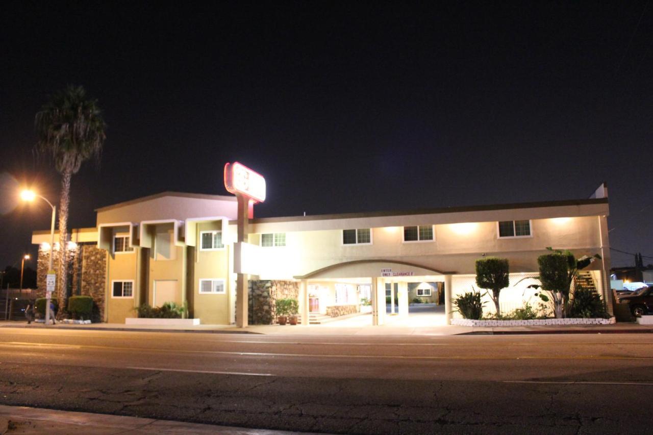 Grand Inn Фулъртън Екстериор снимка